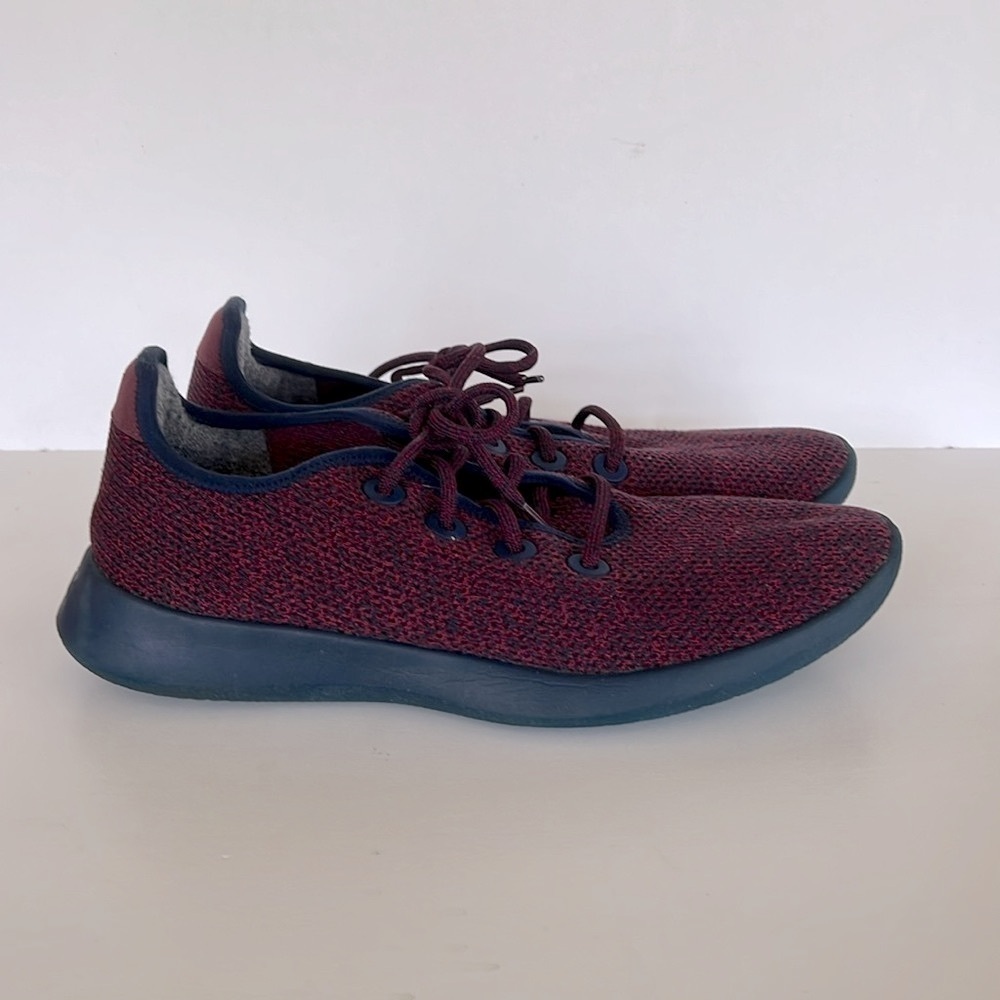 AllBirds Men's Tree Runners in Olympus Red with Navy, size 12